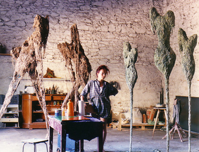 Magali Gibert dans son atelier en 1990